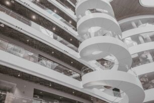 A-perspective-on-Data-AI-for-shopping- malls