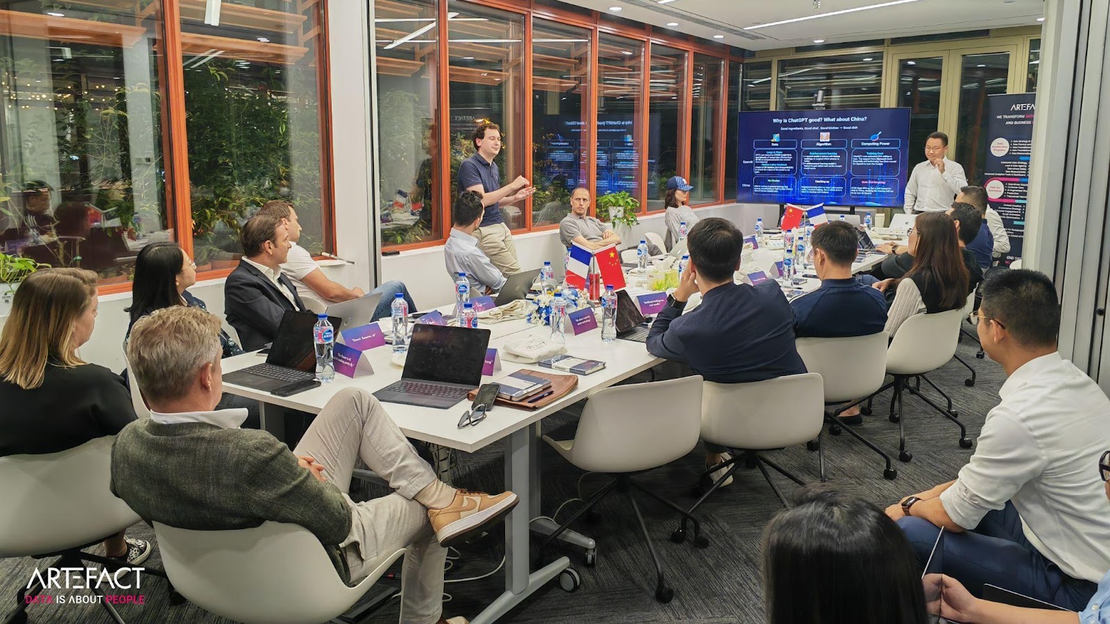 article-china2 class="img-responsive