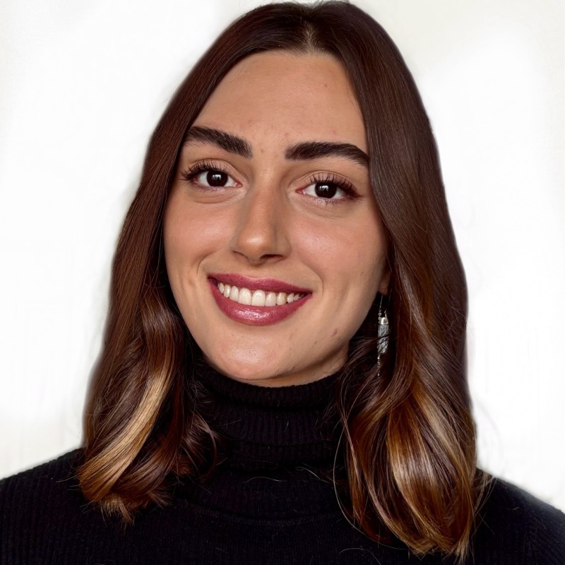 1750006378684 Clara Castellon Cunha