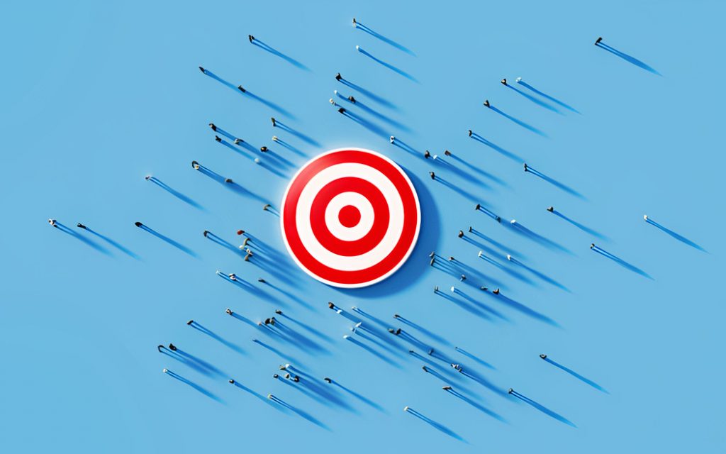 Human crowd gathering around a red bulls eye on blue background. Horizontal composition with copy space. Clipping path is included. Marketing and target audience concept (Human crowd gathering around a red bulls eye on blue background. Horizontal comp